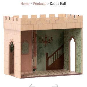 BNIB w/ Imperfections Maileg Castle Hall!